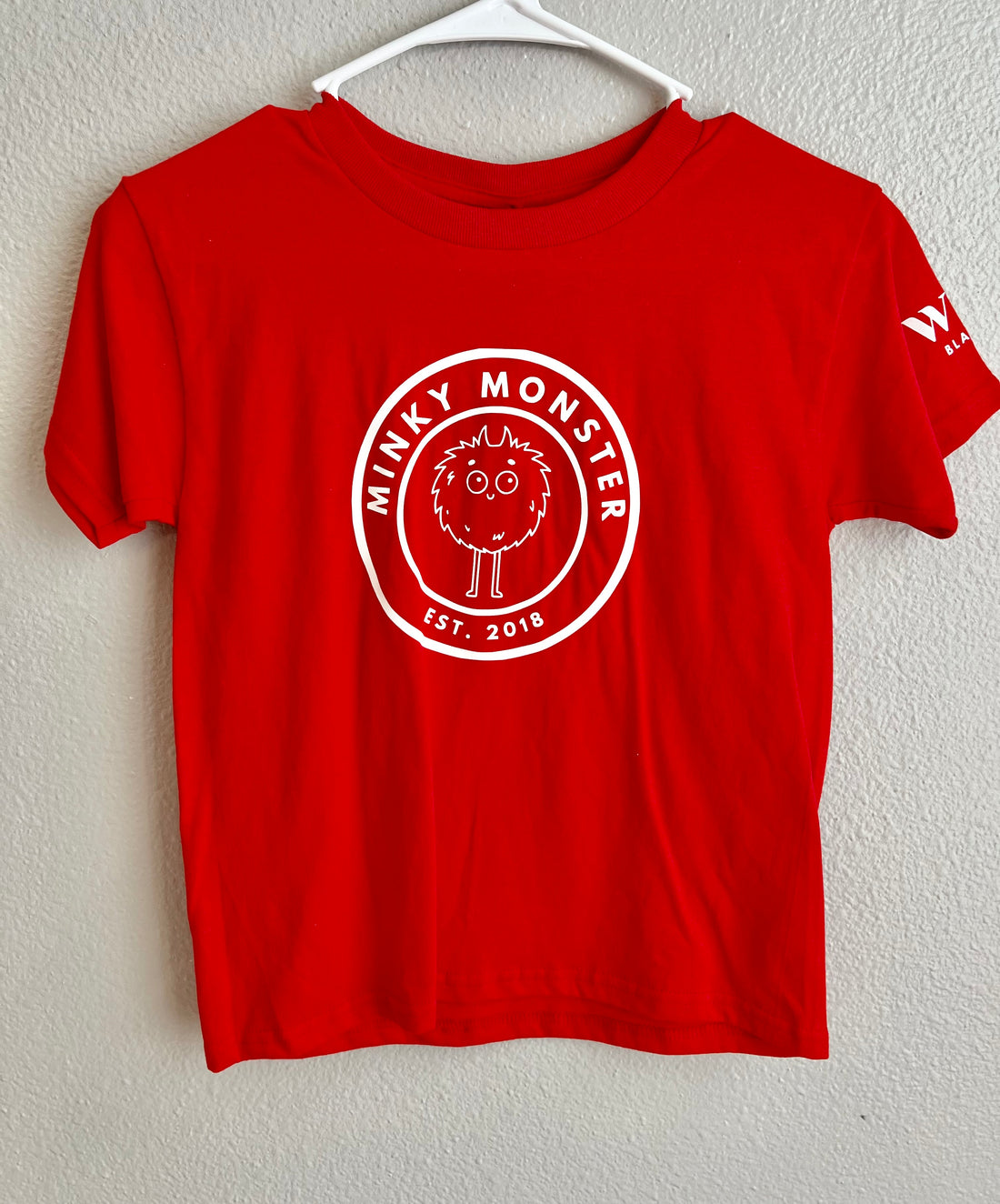 Red circle "Minky Monster" t-shirt - YOUTH -white circle