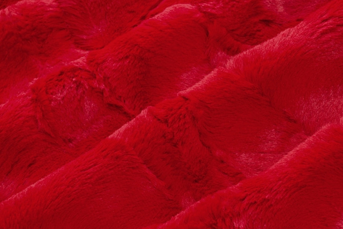 Cardinal Luxe Hide Adult XXL Luxury Minky Blanket