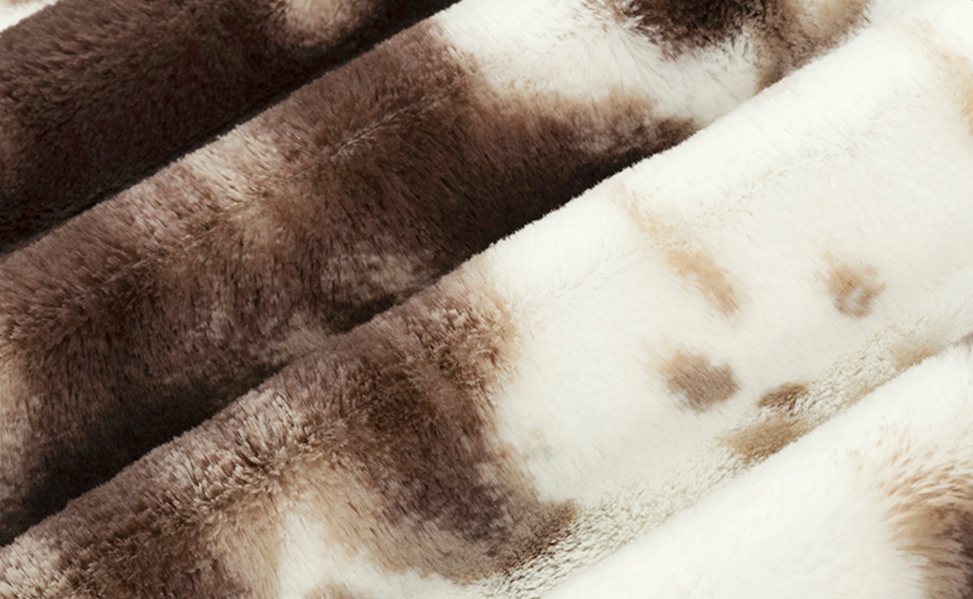 *NEW* Brown Sugar Pony Luxe Minky Blanket - Pre-Order