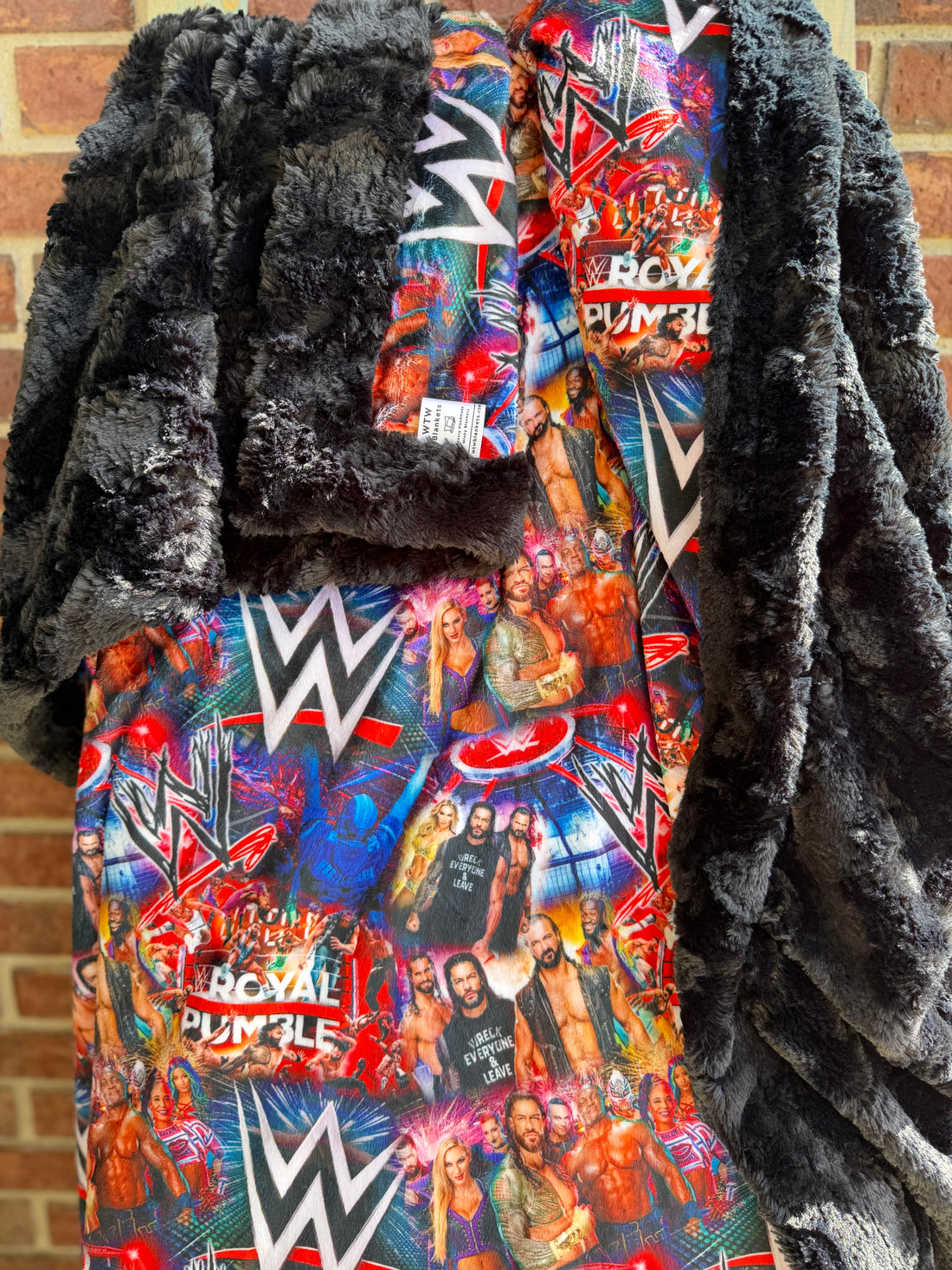 WW*E / Royal R. - black - Luxury Minky Blanket -  PRE-ORDER