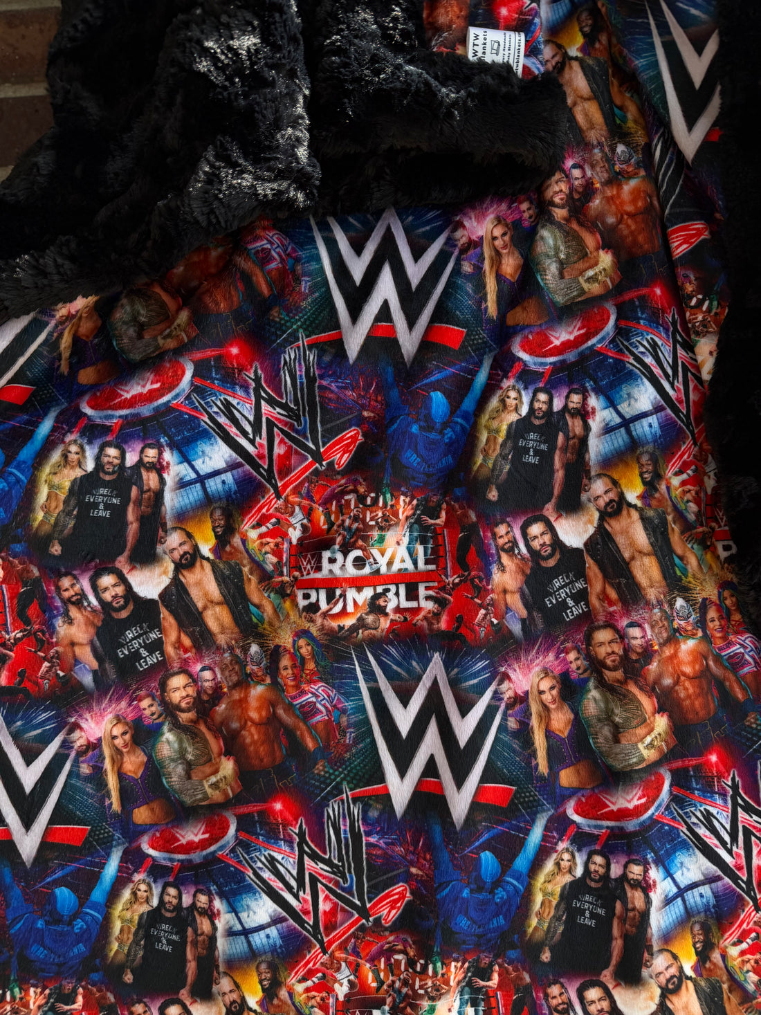 WW*E / Royal R. - black - Luxury Minky Blanket -  PRE-ORDER