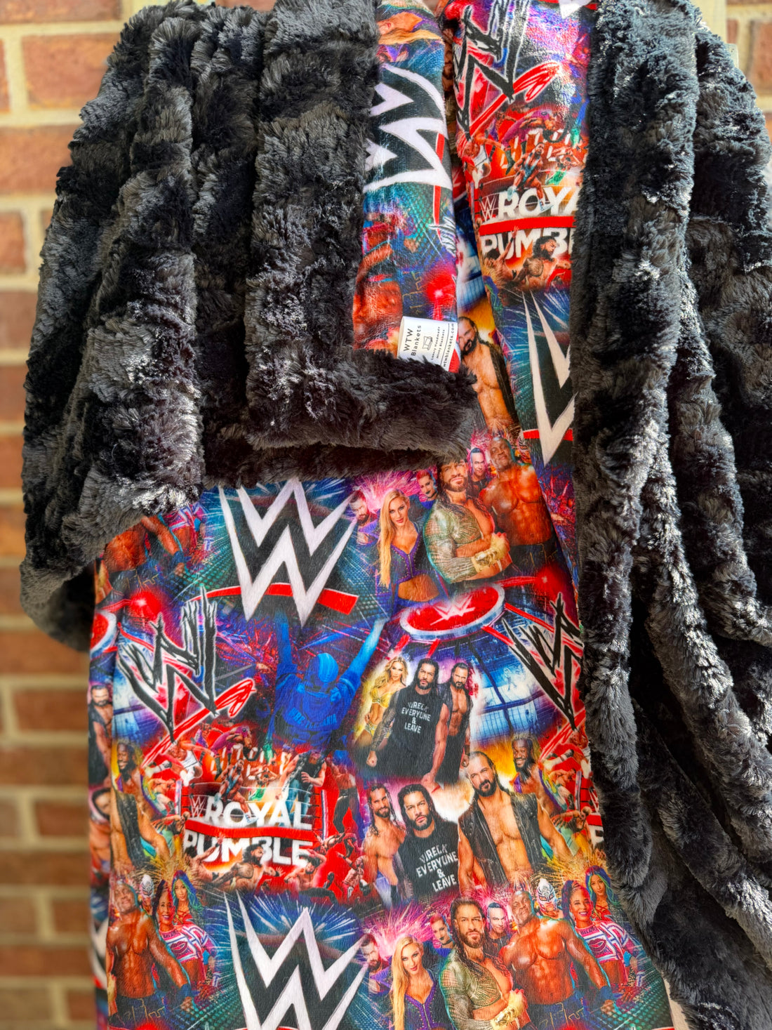 WW*E / Royal R. - black - Luxury Minky Blanket -  PRE-ORDER