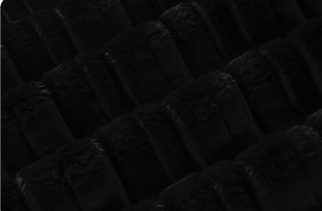 VIENNA Black -Pre Order (Made to Order)