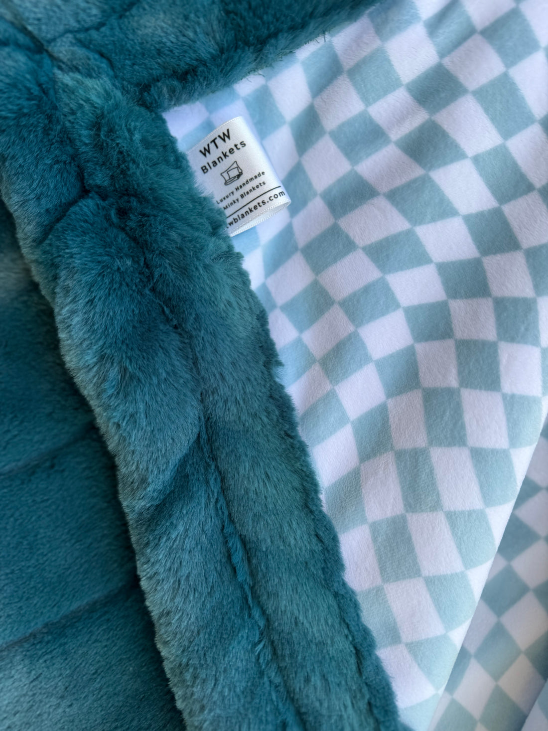 Raindrop Bayou Checkmate Luxury Minky Blanket - RTS