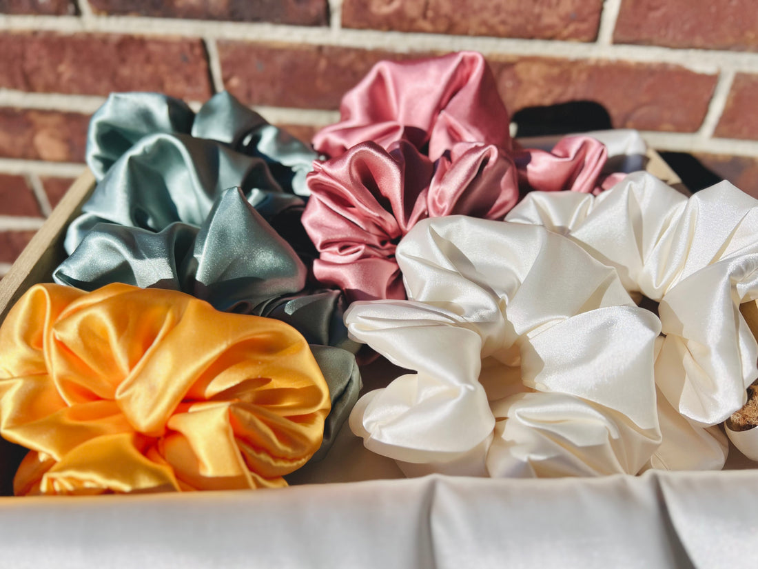 SATIN SCRUNCHIES