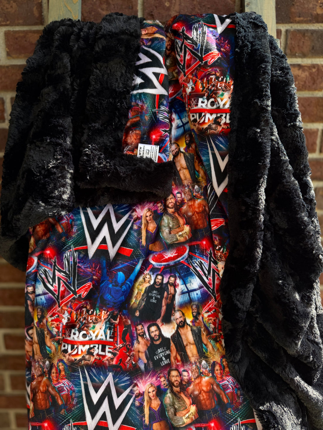 WW*E / Royal R. - black - Luxury Minky Blanket -  PRE-ORDER