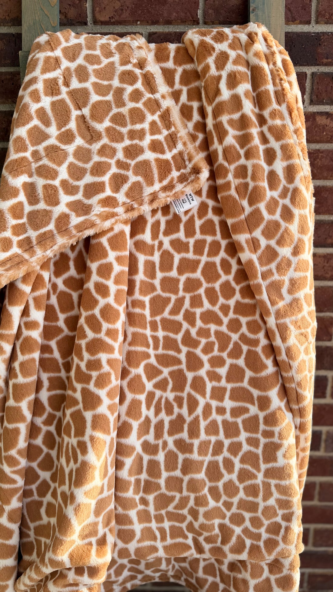 Giraffe double sided luxury minky throw blanket - RTS