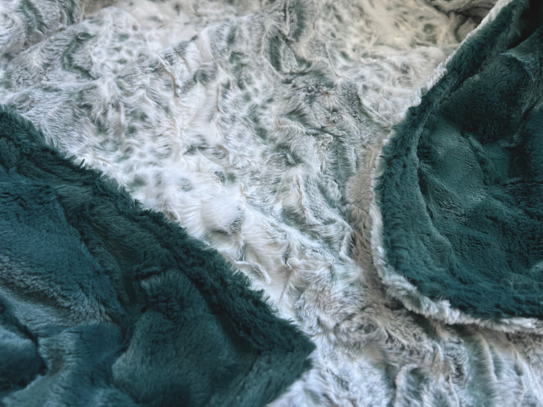 Snowy Owl "Spruce" - Luxe Cuddle Minky Blanket - Pre-Order - (Made to Order)