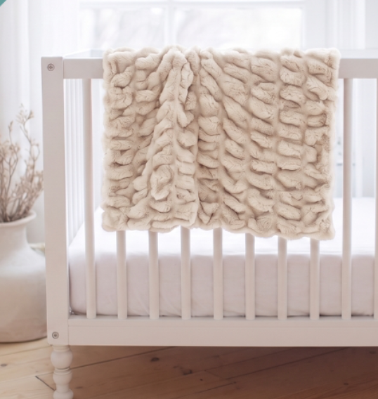 Pearl SOLACE Premium Luxury Minky Blanket - Pre-Order